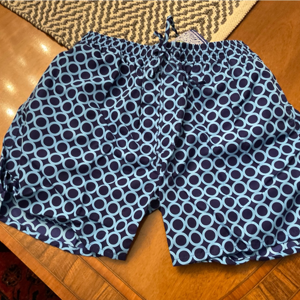 NWT three Islands men’s swim shirts sz 34 with drawstring and two side pockets